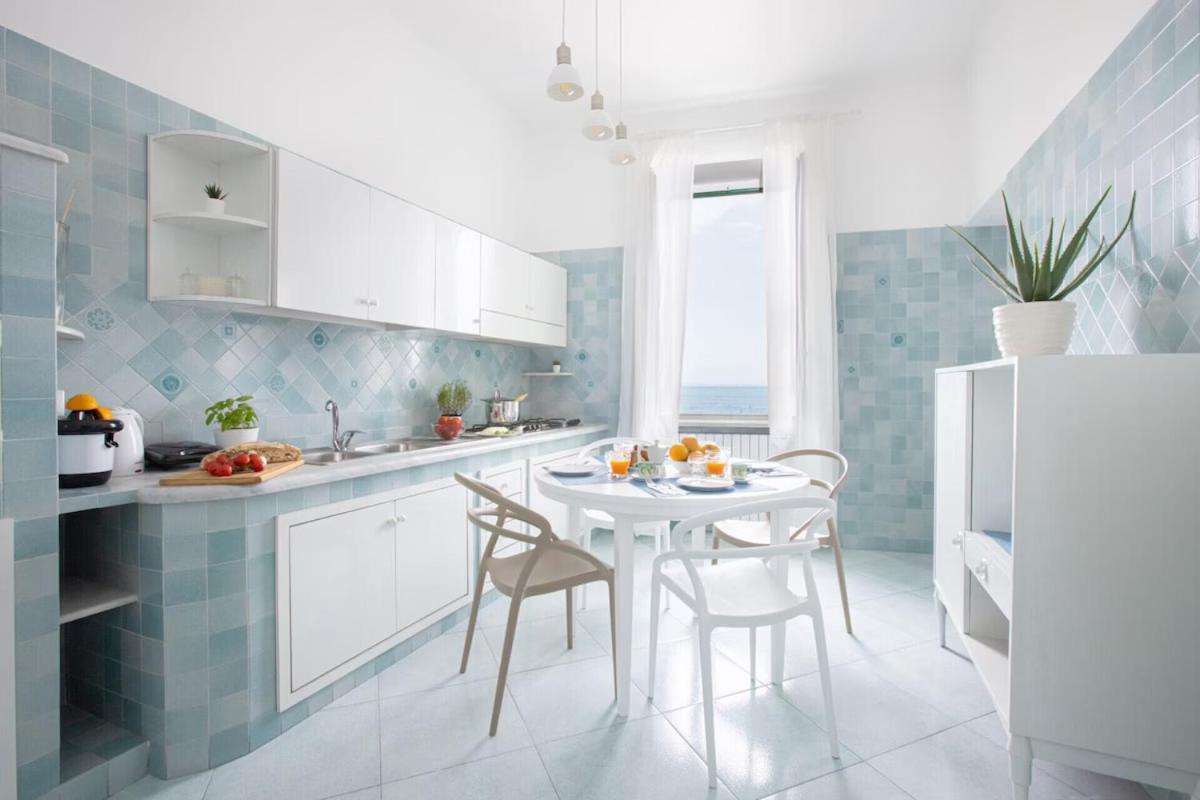 Sorrentovibes - Seaview Home On The Beach & Amazing Views Terrace Zewnętrze zdjęcie
