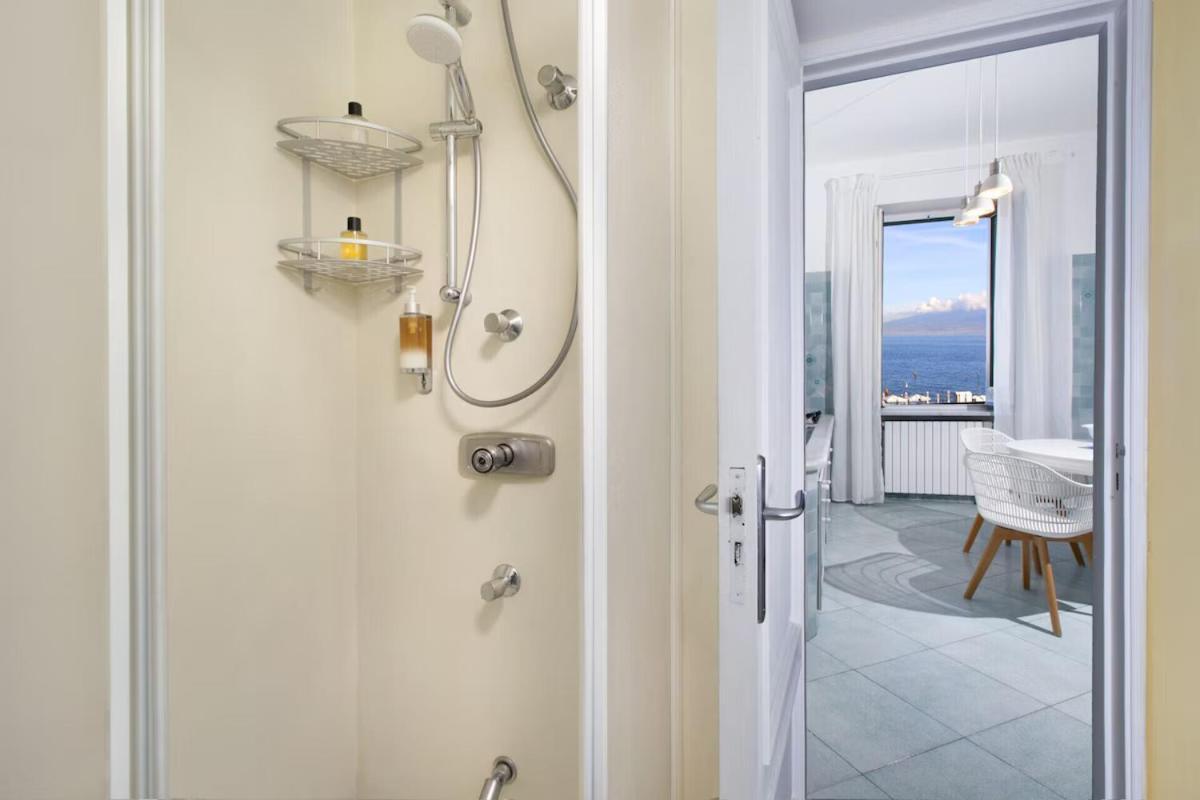 Sorrentovibes - Seaview Home On The Beach & Amazing Views Terrace Zewnętrze zdjęcie